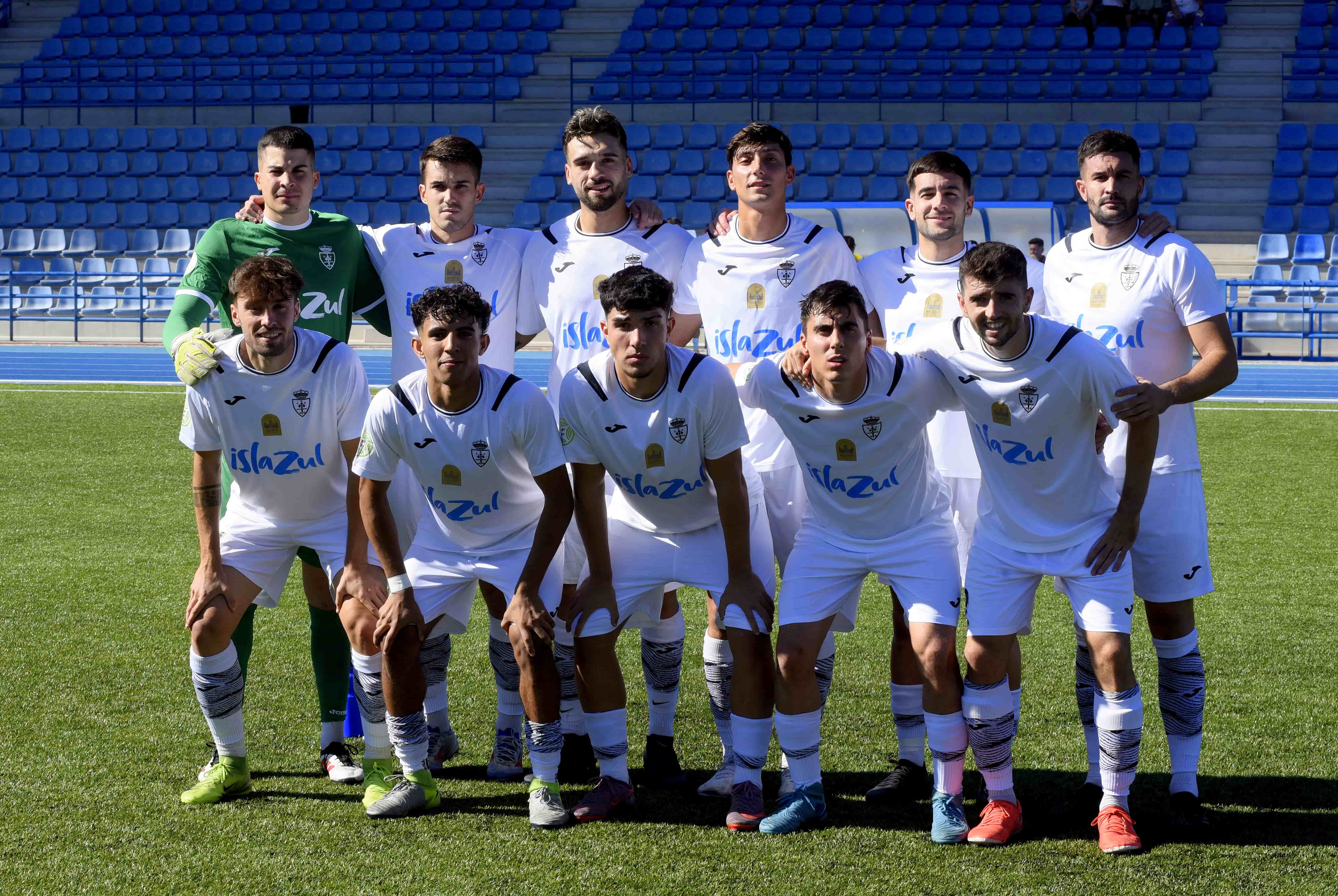 11 titular